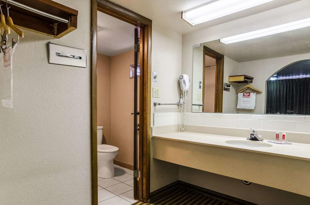 Econo Lodge Winfield Exteriér fotografie