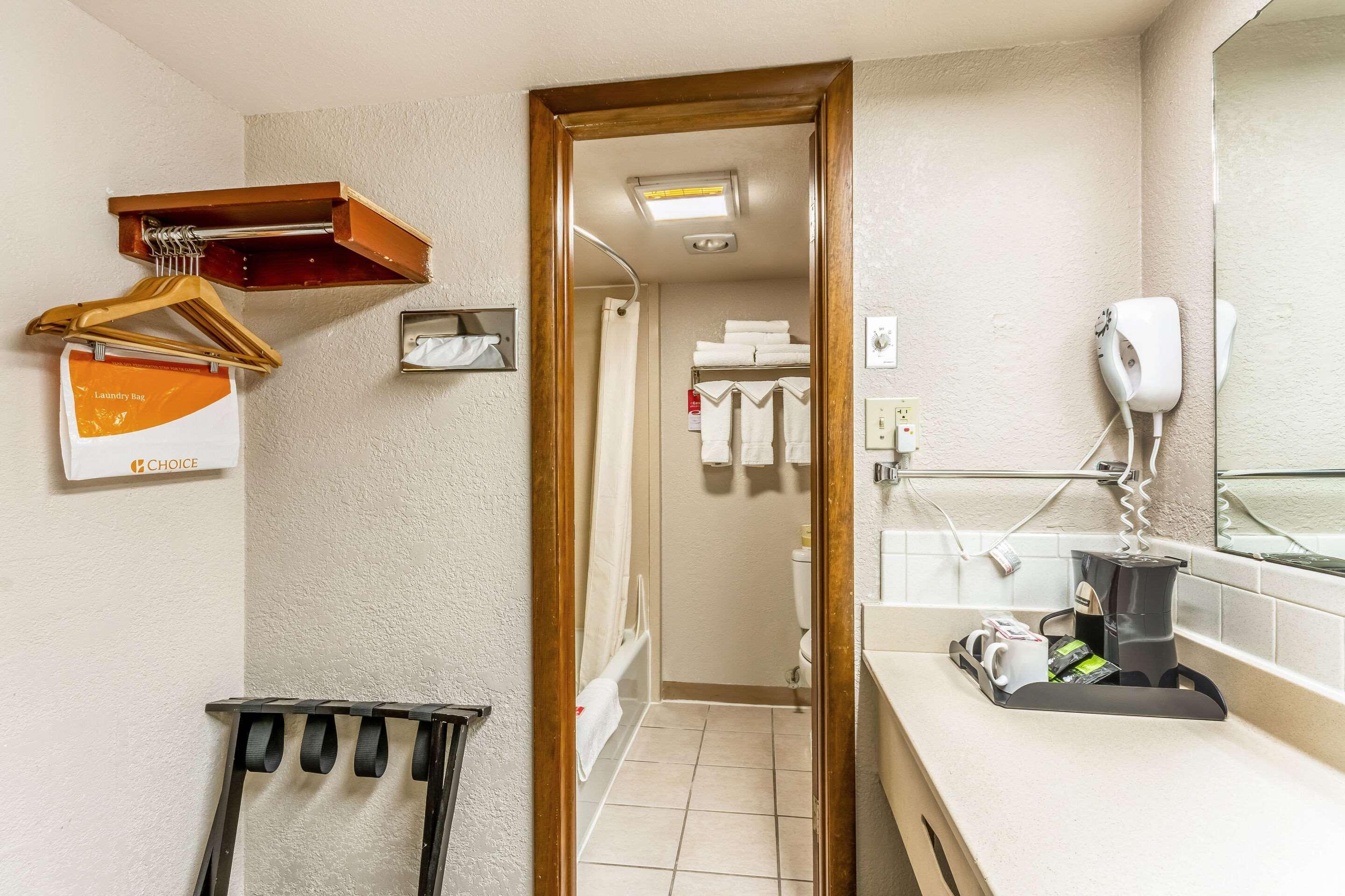 Econo Lodge Winfield Exteriér fotografie
